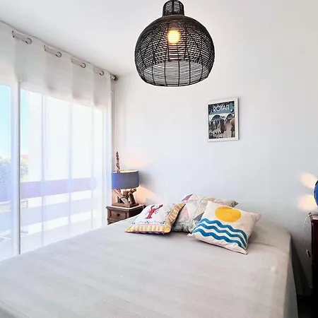 Maison De Avec Terrasse, Jardin, Garage, Animaux Acceptes A - Fr-1-494-116 * Royan