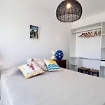 Maison De Avec Terrasse, Jardin, Garage, Animaux Acceptés à - Fr-1-494-116 Casa de Férias