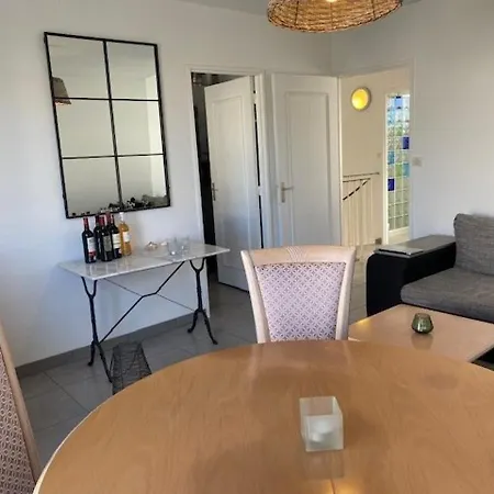 Holiday home Maison De Avec Terrasse, Jardin, Garage, Animaux Acceptes A - Fr-1-494-116