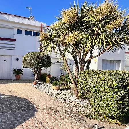 Maison De Avec Terrasse, Jardin, Garage, Animaux Acceptes A - Fr-1-494-116 別荘 ロワイヤン