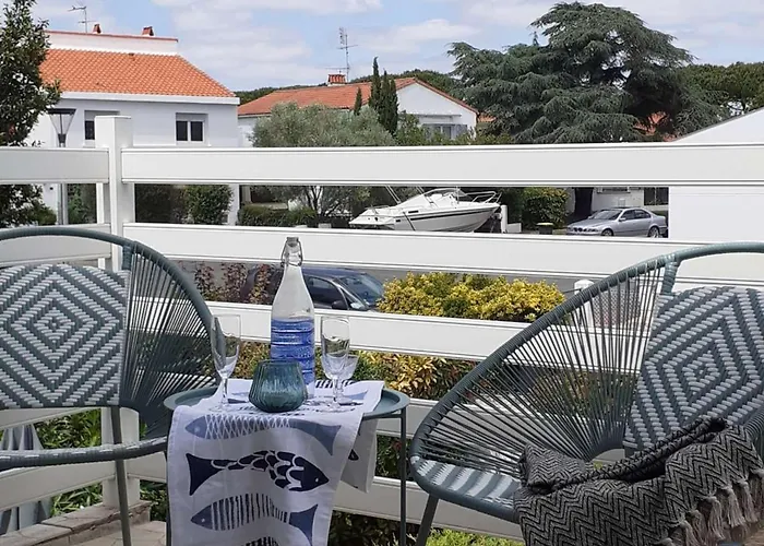 Maison De Avec Terrasse, Jardin, Garage, Animaux Acceptes A - Fr-1-494-116 Holiday home *